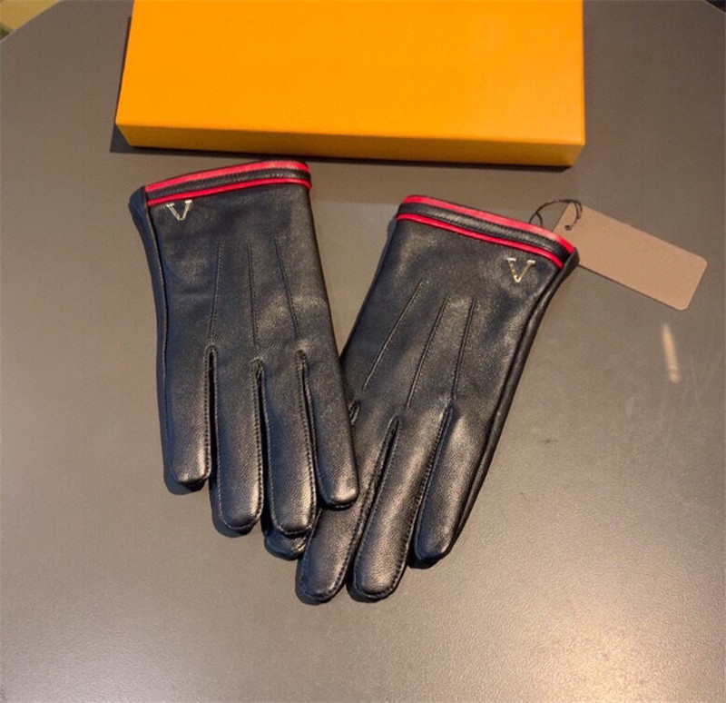 

Autumn Winter Plus Velvet Gloves Women Leather Gloves Touch Screen Warm Mittens Business Driving Riding Mitten With Gift Box