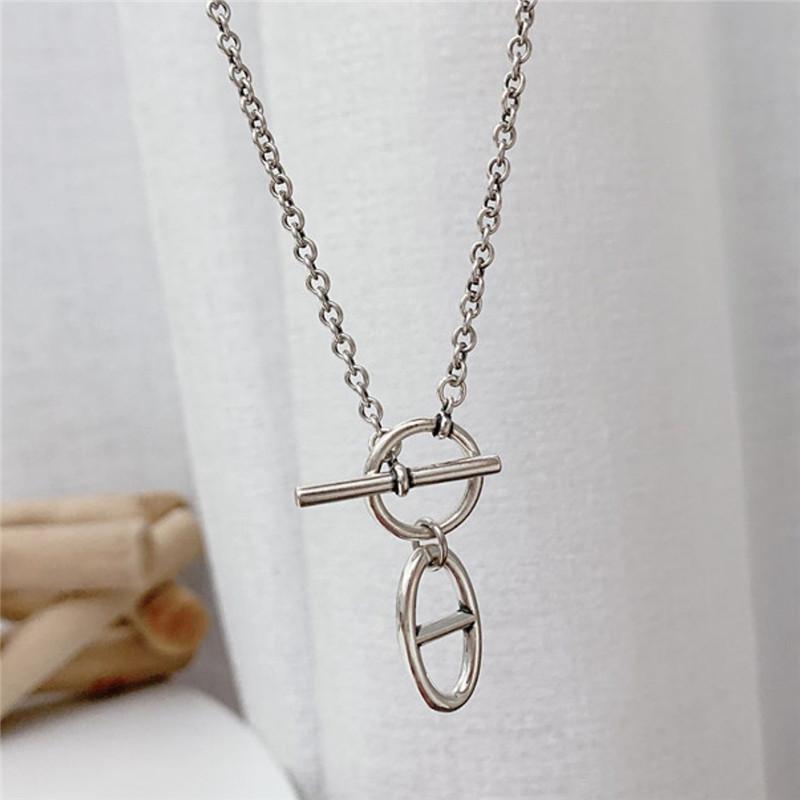 

Miuoxion Fashion Retro Pig Nose OT Buckle Necklace Personality Party Jewelry For Women Feature Namour Charm Gift All Seasons Pendant Necklac, Silver