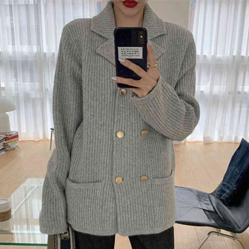 

Minimalist Elegant Lapel Metal Double-breasted Loose Thick Long Sleeve Knitted Sweater Cardigan Jacket 210525, Gray