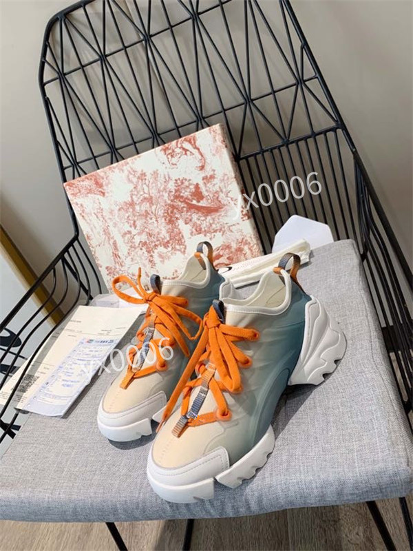 

2021 Designs Fashion Spike Low Cut Party Rhinestone Dress Shoes Red Bottom Sneaker Luxe Party Wedding Shoes Genuine Leather Casual rx200607, Choose the color