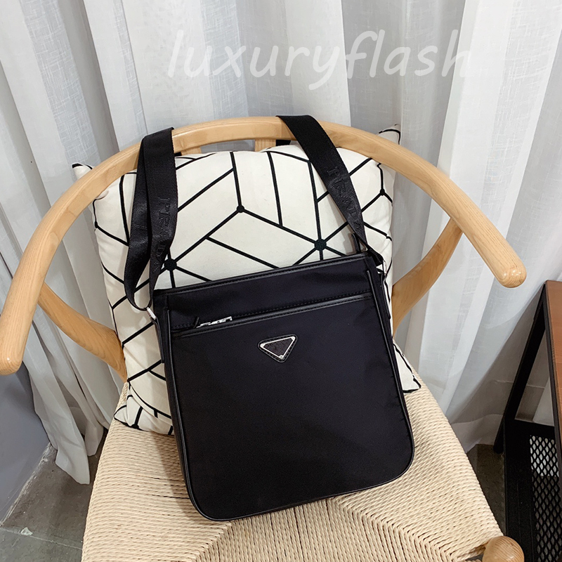 

2021 Mens Latest Waterproof Canvas Briefcases Simple Temperament Casual Fashion Business Travel Men Messenger Bags Formal Shoulder Bag, Box(not sale separately)