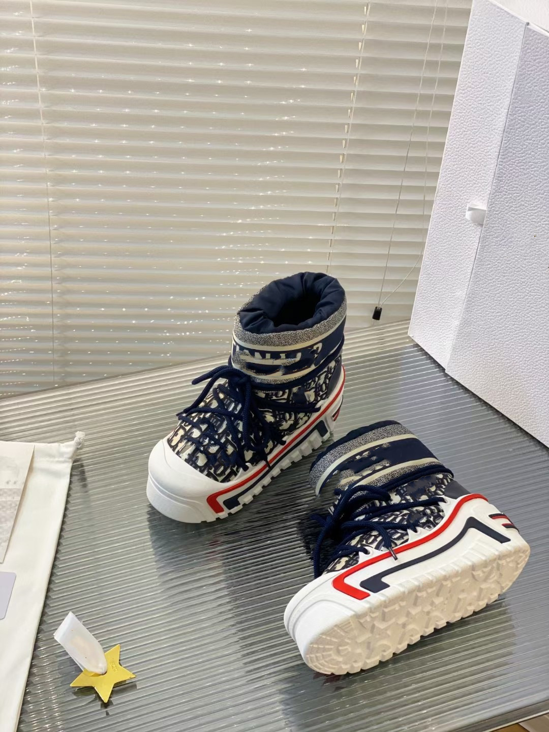 

women winter Luxurys designer boots girl classic snow boot ankle short print mini fur black womens shoes size 5-10 fashion outdoor, Box