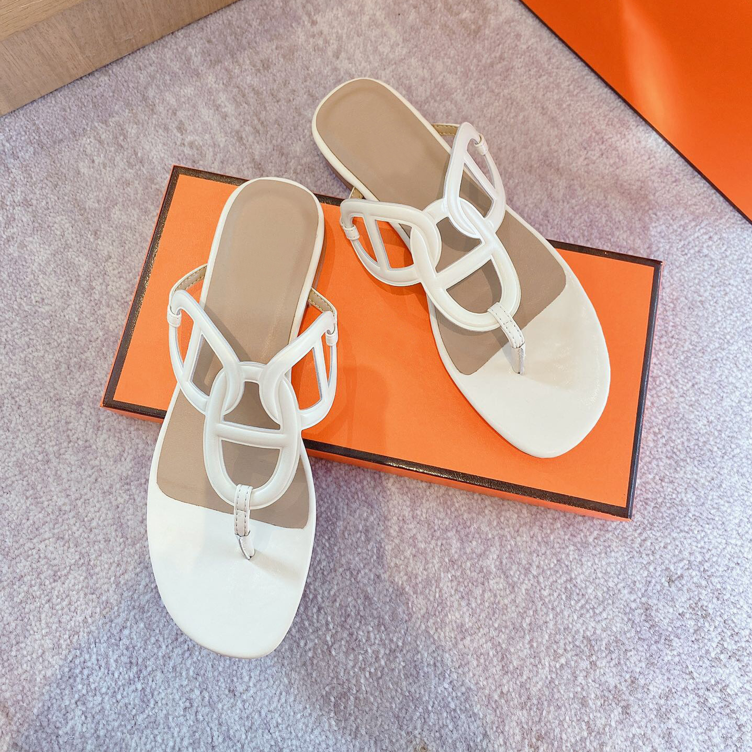 

Genuine Leather Women Slippers Designer Shoes Woman Sandals Flip Flops Female Summer Beach Flats Beige