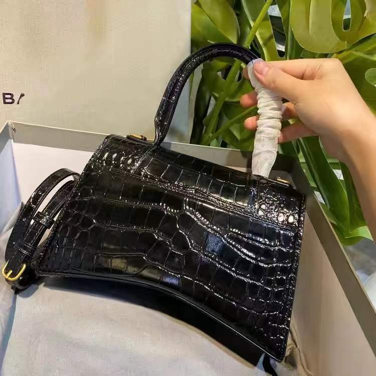 

Bag 2021 fashion new designer high version women's bag crocodile hourglass bag leather one shoulder slant cross handbag, Black large plain