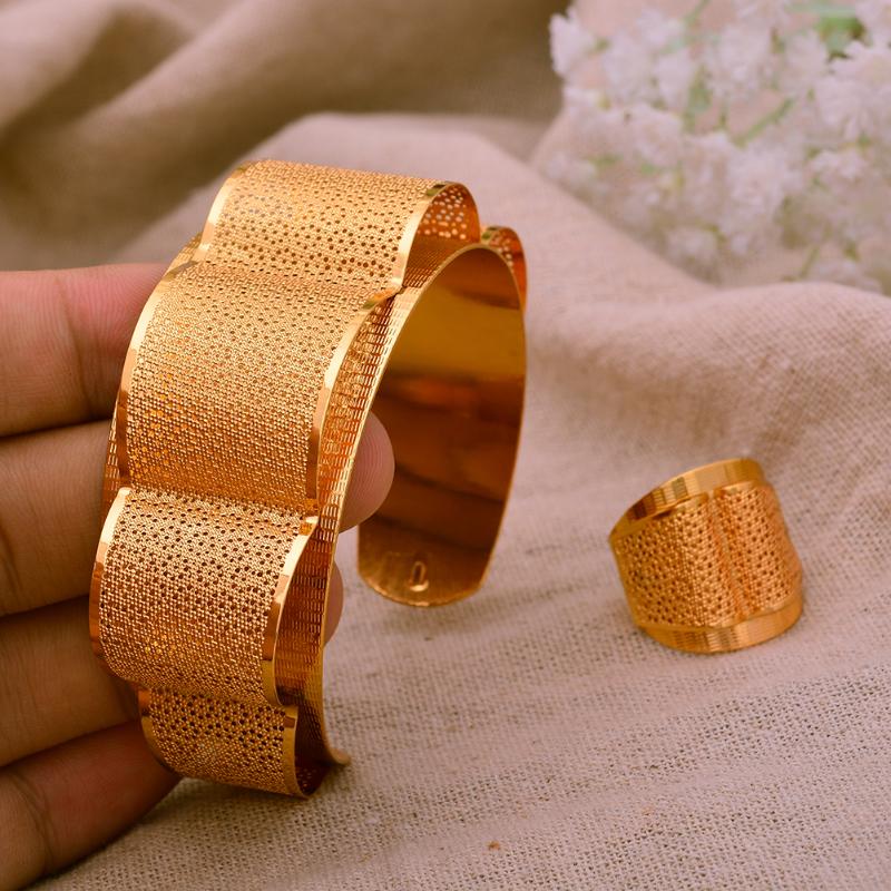 

Bangle Dubai France Luxury Female Zircon Stone Fashion Adjustable Bracelets For Women Cute Cold Color Bangles Wedding Bracelet