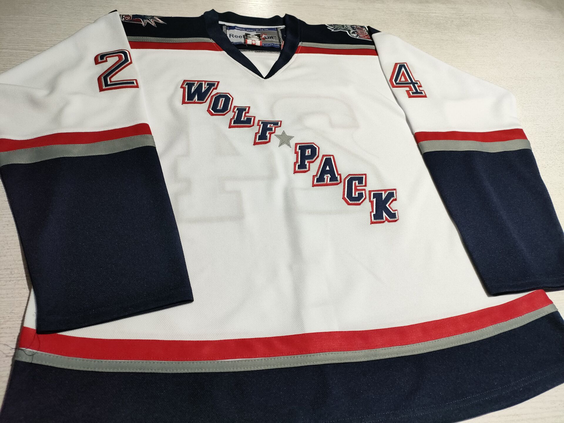 

Custom Vintage AHL #24 RYAN CALLAHAN HARTFORD WOLFPACK WHITE Hockey JERSEY Stitched