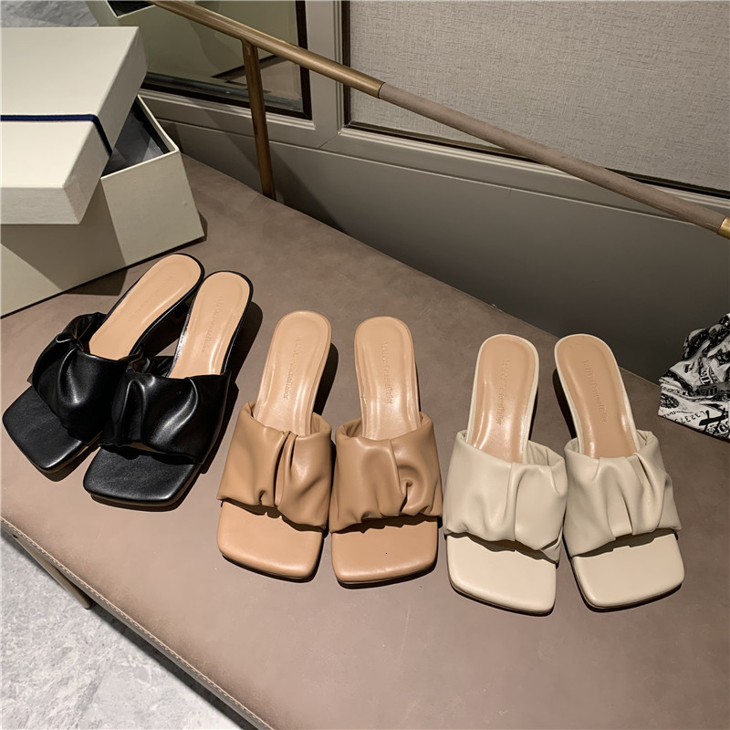 

Slippers Fashion Women Low Thin Heels Slides Shoes Temperament Word Women's Shallow Slip On Summer Dress Mules Flip Flops B1V9, Beige