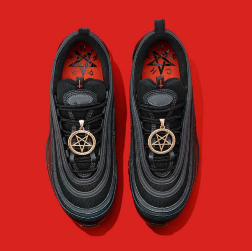 

2021 realeased MSCHF Lil Nas X Satan 97 mens running Shoes fashion 97s luke men women trainers sports sneakers 36-45