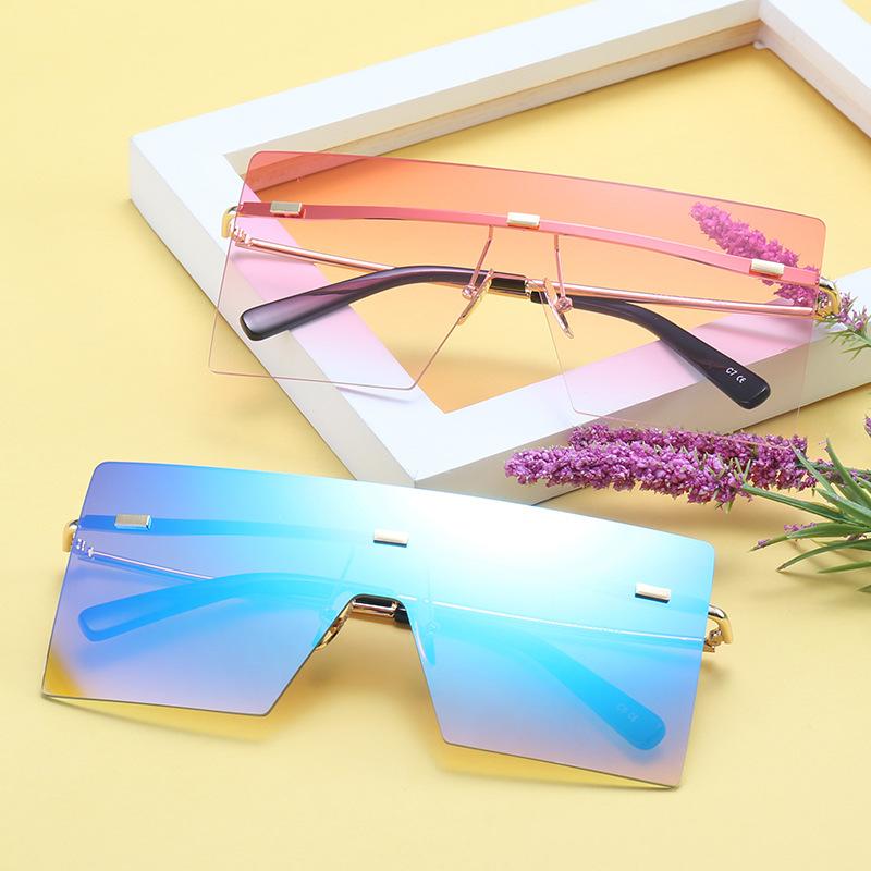 

Fashion One-piece Sunglasses Women Colorful Trend Glasses, White;black
