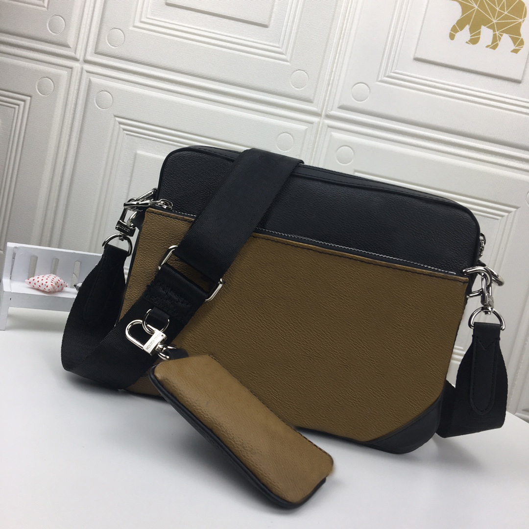 

Men's Luxurys Designers Bags men triad 3 piece satchel Messenger small postman bag slanting suitable for the fashionable choice of daily life 69443, As shown in picture
