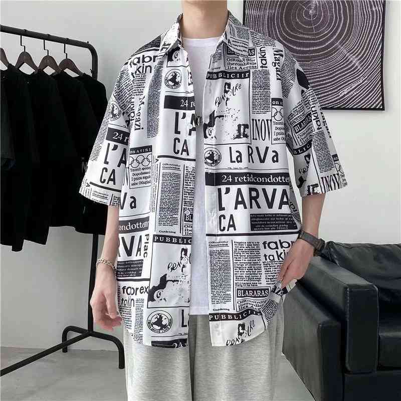 Men&#039;s summer Korean style short sleeve shirt fashion brand personalized newspaper 5-sleeve-image-707047622