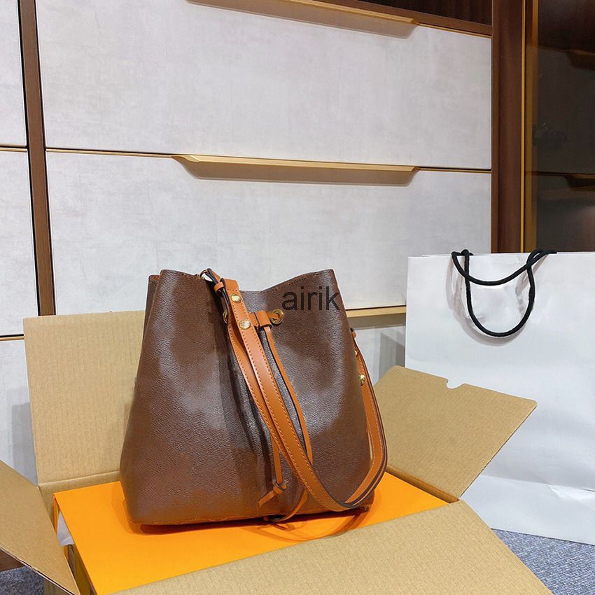 

m44887 5A women hand bags brand luxury designer bucket tote Classic Fashion cowhide Leather Shoulder purse with serial number pochette, Red