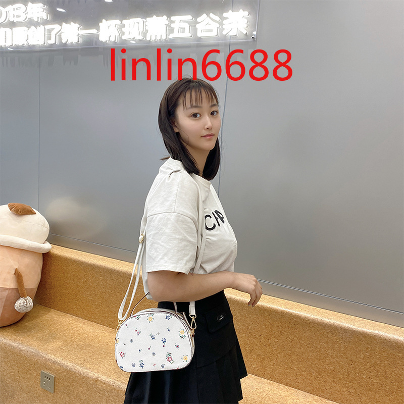 

International brand Fashion bag popular Female bags New trendy Summer texture single shoulder bag ins messenger purse wallets with flowers and LOGO, White with logo letter