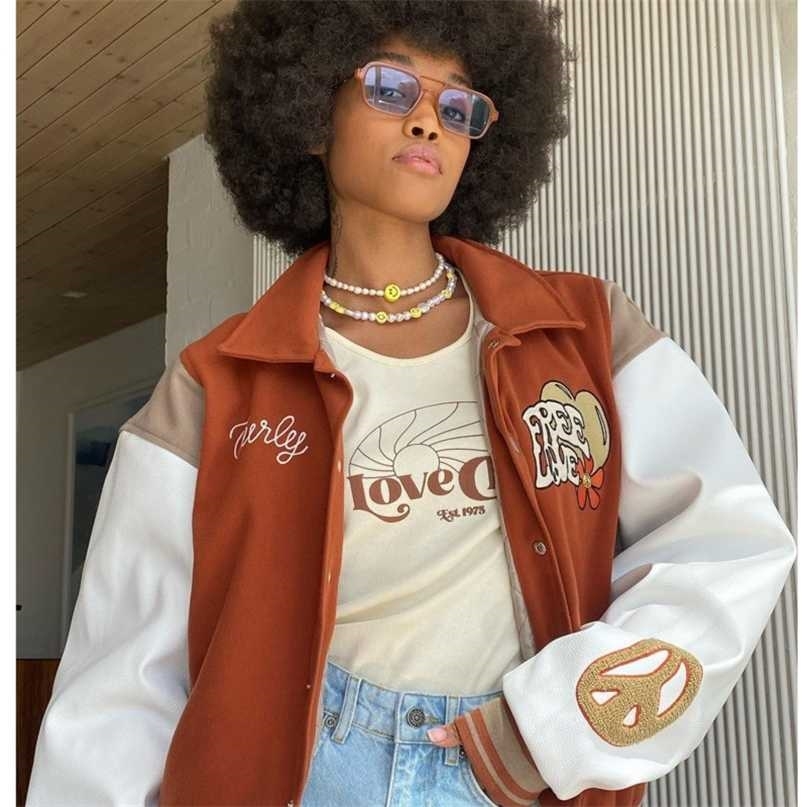 

Harajuku Varsity Jackets Men Contrast Sleeve PU Leather Jaded Casual London Bomber Jacket Letter Embroidery Baseball 211110, White