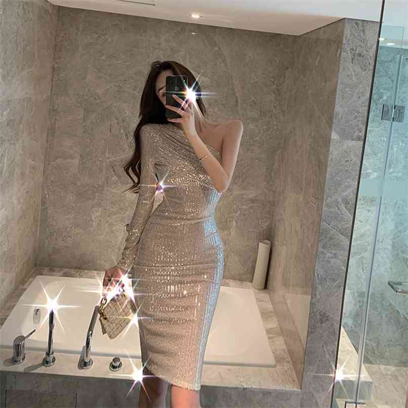 

Fashion women dress temperament one-shoulder skirt sexy strapless glittering sequin for 210520, Champagne