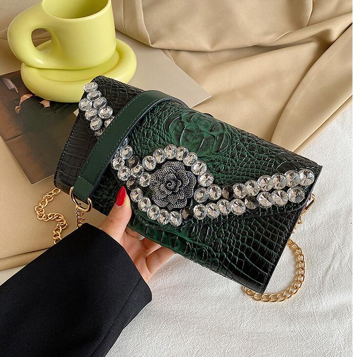 

Factory wholesale leather women shoulder bags elegant metal carved chain bag exotic wild diamond-encrusted handbags street crocodile handbag, Red