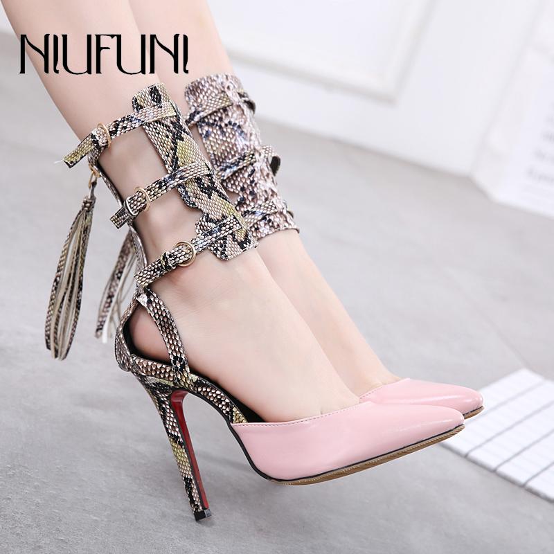

Dress Shoes NIUFUNI High-Top Pointed Ultra-Fine High-Heeled Women's Sandals Hasp Tassels Side Hollow Snake Print Single, Black