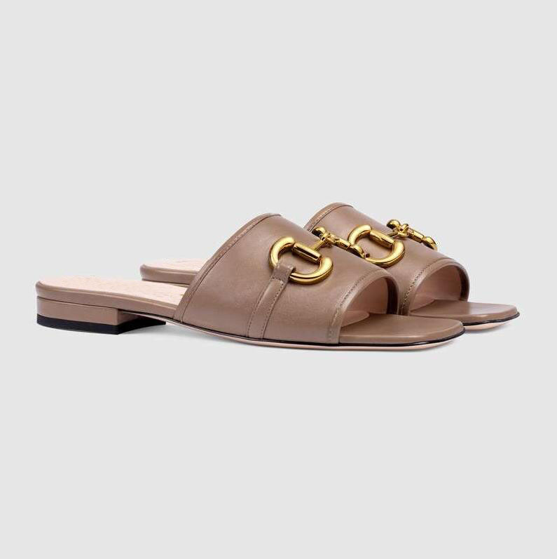 Top marques Sandales en cuir pour femmes Slide Hardbit Gold-Toned House Lady Walking Plateau Noir Nu Nu Nu Slipper Rouge Chaussures de confort EU