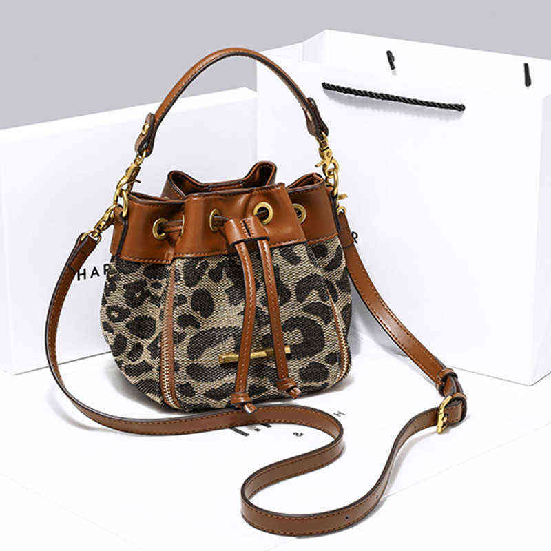 

Autumn buet bag female 2021 high sense fashion leopard pattern Buet Bag Small One Shoulder Msenger Bag