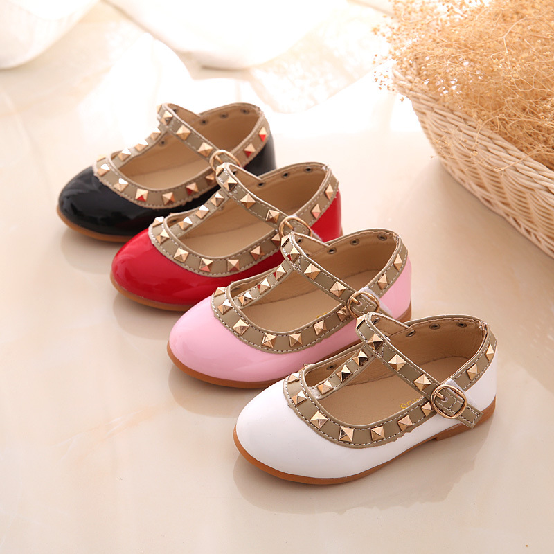 

2021 New Girls Sandals Rivets Single Shoes Kids Leather Sandal children nude toddler Girl Princess Flat Dance Shoe, Black