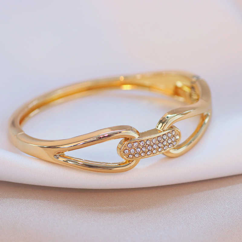 

New Trendy Gold Color Charm Cuff Bracelet Bangle for Women Fashion Wedding Party Crystal Bangle Jewelry Gifts Q0719