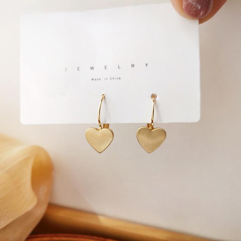 

Dangle & Chandelier Retro Matte Love Heart Women's Earrings Simple Fashion Vintage 838