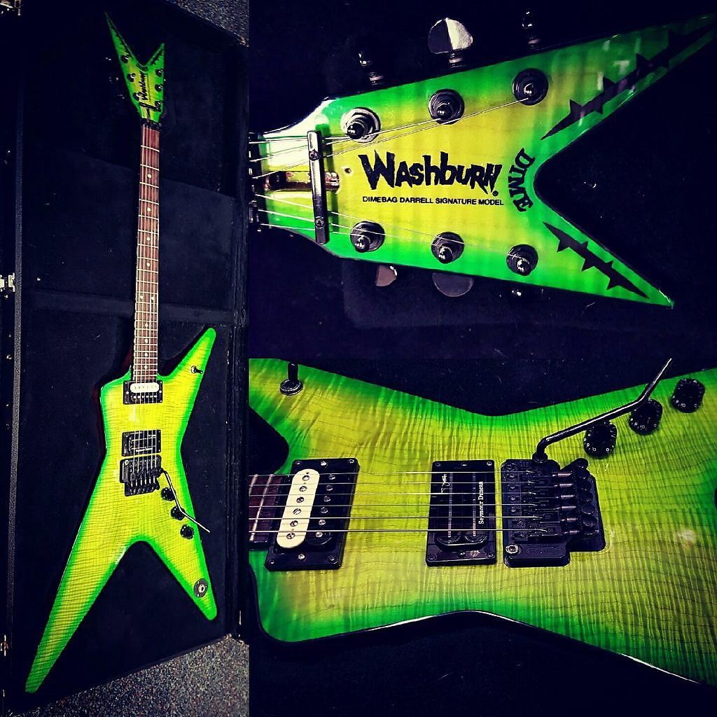 

Rare Dimbag Darrell 33 Dim Slime Green Flame Maple Top Electric Guitar Black Binding, Floyd Rose Tremolo Bridge & Whammy Bar, Dot Inlay