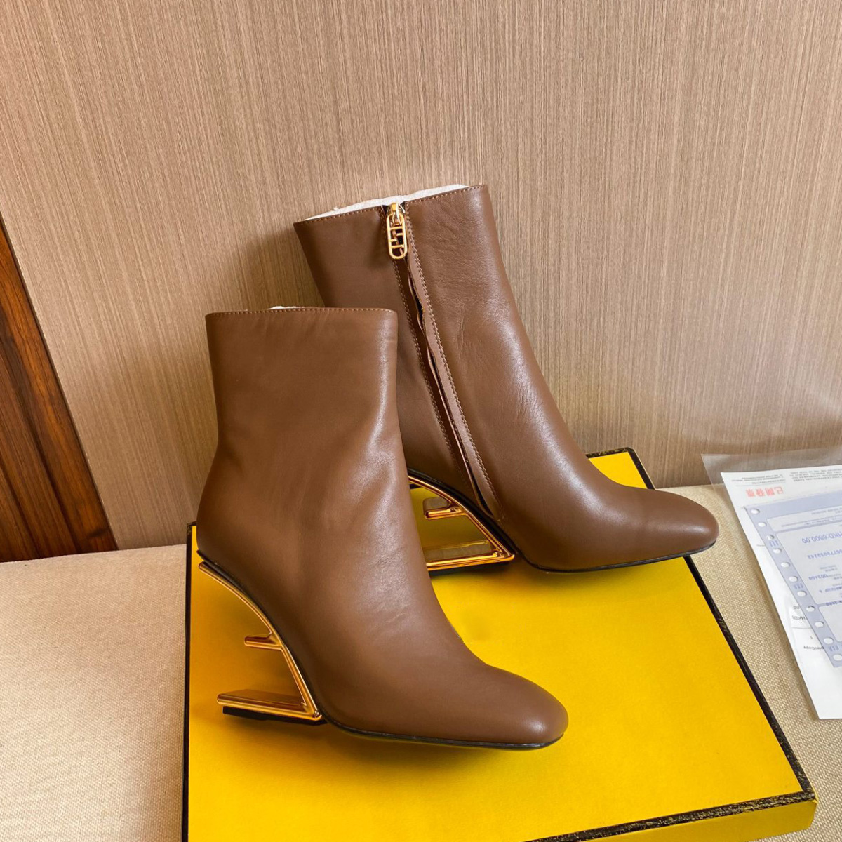 

Brown Sculpted high-heeled Ankle boots Metallic high heels square toes side zip calfskin leather outsole Booties for women luxury designer shoes factory footwear, Black