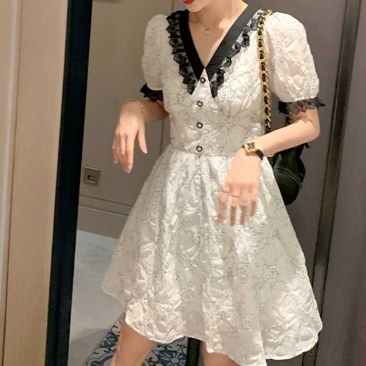 

Women Casual Floral Dresses Korean Summer Elegant Lace V-Neck Puff Sleeve Office Ladies Vintage A-Line Mini Dress Female 210526, Photo color