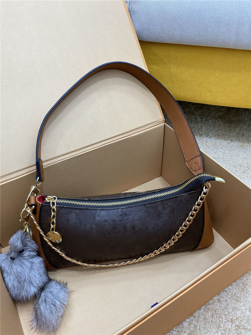 

2021 NEW Genuine Leather Ladys Shoulders Bag Multi Pochette Accessories Bandoulière Square Shoulder Size: 32*12*9 V-115