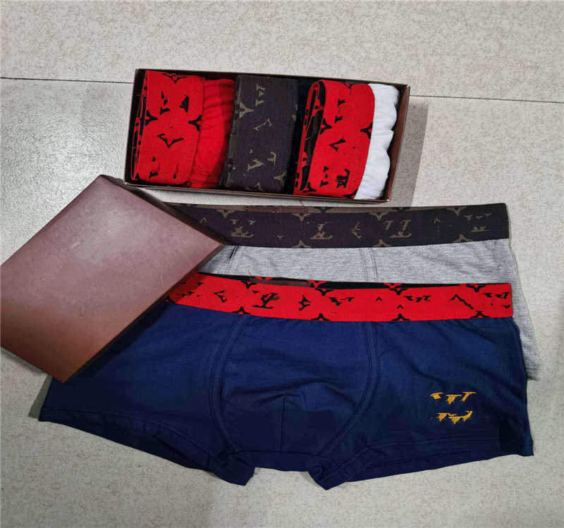 

LV LOUIS VITTON Underpants Mens Boxer Briefs Sports Man UnderPanties Sexy Underwear Male Breathable Cotton Underwears 3pcs With box, Black;white