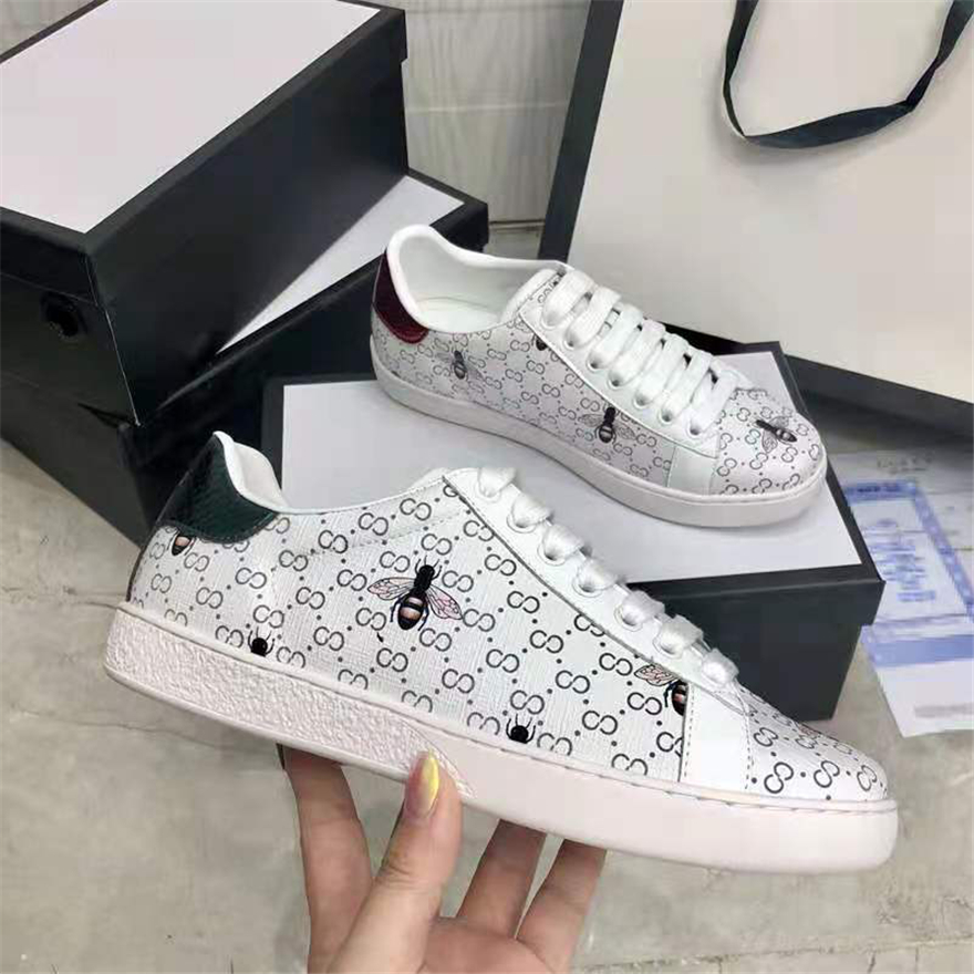 

Copy famous brand sports shoes in 16 colors. classic appearance pattern has an unparalleled high standard. Worth the collection of designers