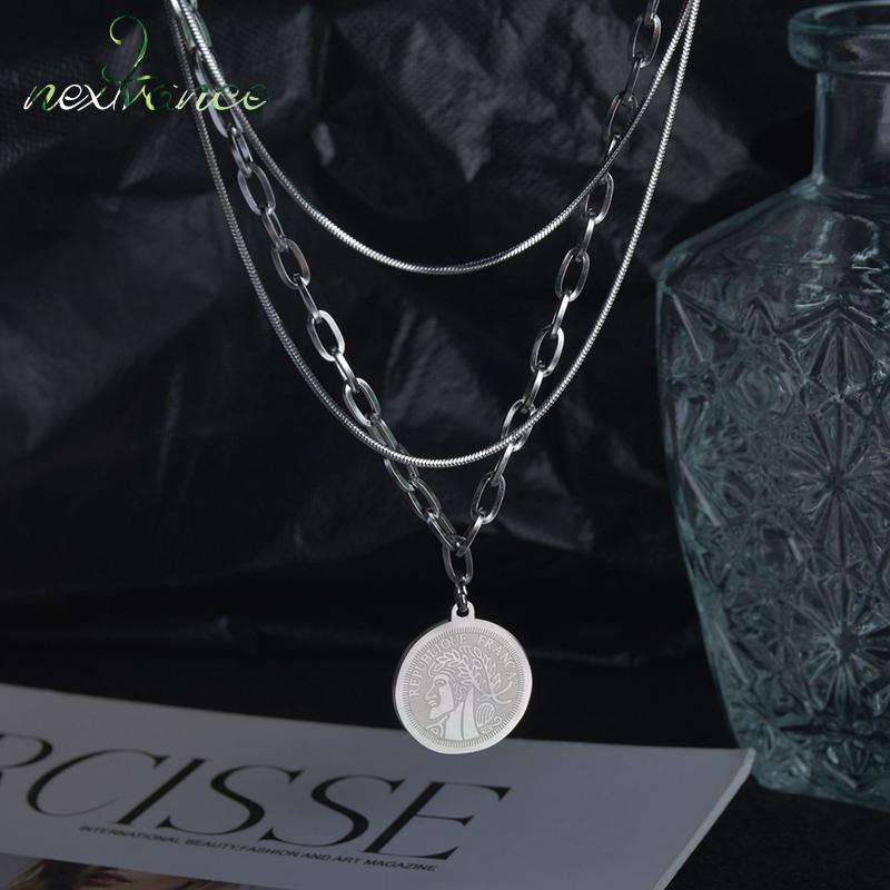 

Pendant Necklaces Nextvance Triple Queen Necklace Stainless Steel Round For Women Men Couple Gift Drop Jewelry