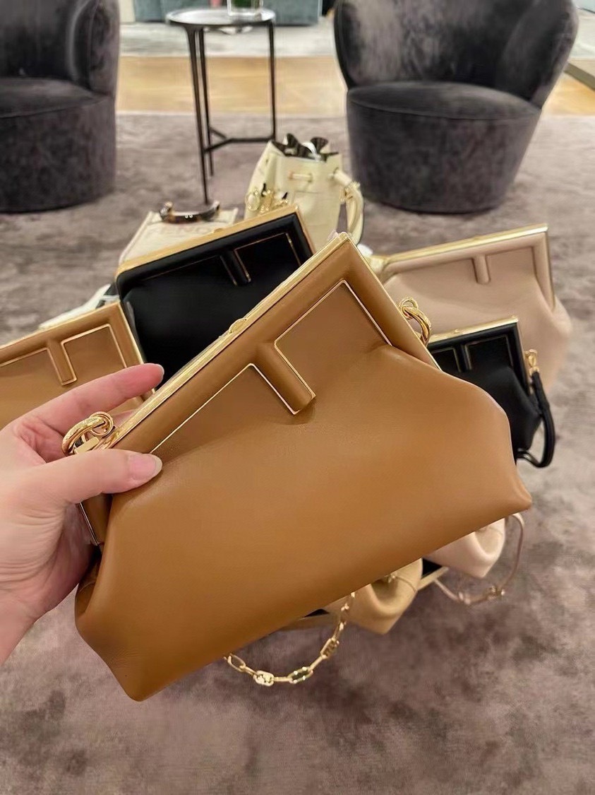 Handbag Family F's Autumn and Winter Clip Bag Yunduo Fashion Leather Women's