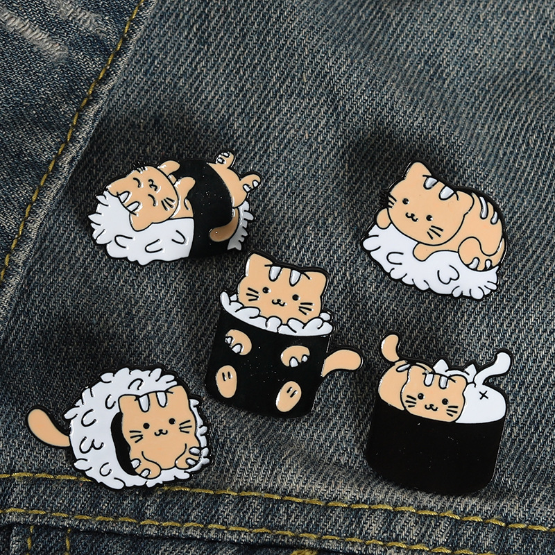 

Cat Sushi Rice Ball Enamel Pins Custom Cute Animals Japanese Foods Brooch Lapel Badge Bag Cartoon Jewelry Gift for Kid Friend