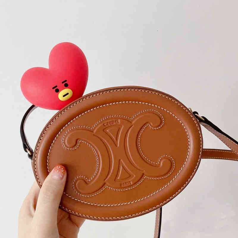 

Evening Bags Arc de Triomphe bag pig nose oval round cake Mini One Shoulder Messenger mobile phone 7GUV, White