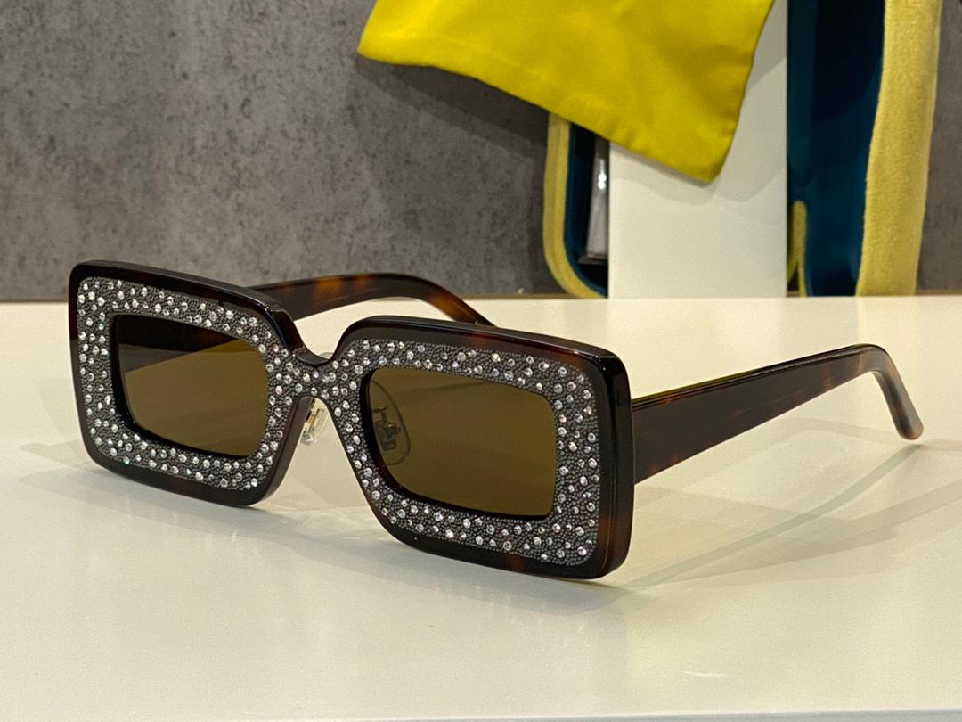 

Sunglasses For Women Summer style 0974 Anti-Ultraviolet Retro Plate Square Special belt drill Full Frame fashion Eyeglasses Random