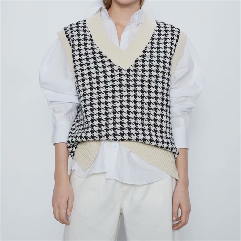 

Chu Sau beauty Loose Oversized Knitted Sweater Vest Women Casual V-neck Plaid Sleeveless Sweaters Chic Tops 210830, Skirt