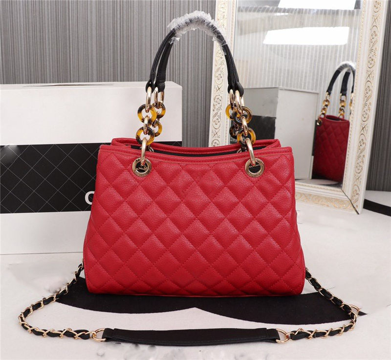 

Luxur Quilted GHW Tote Bag Shoulder Calfskin Leather Red Size: 31*23*10CM
