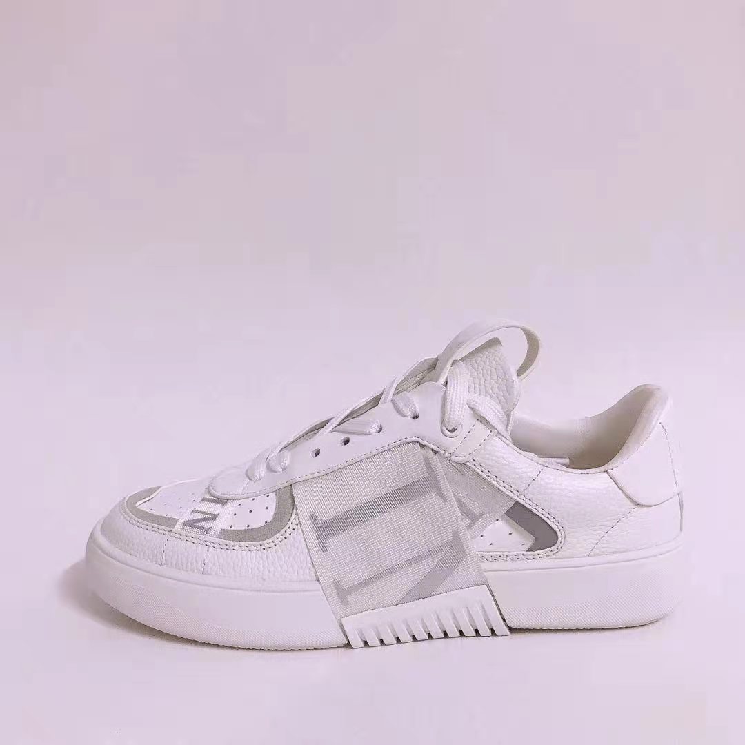 

2021 men's casual shoes luxury red bottom sports lovers skateboard walking beautiful perfect leisure US 34-44