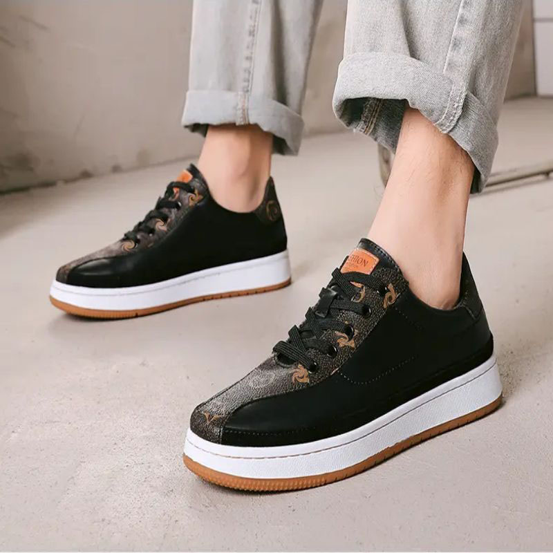 

British retro men's shoes 2022 early spring fashion youth round head PU leather sewn low top casual sports board shoes HM249, Black