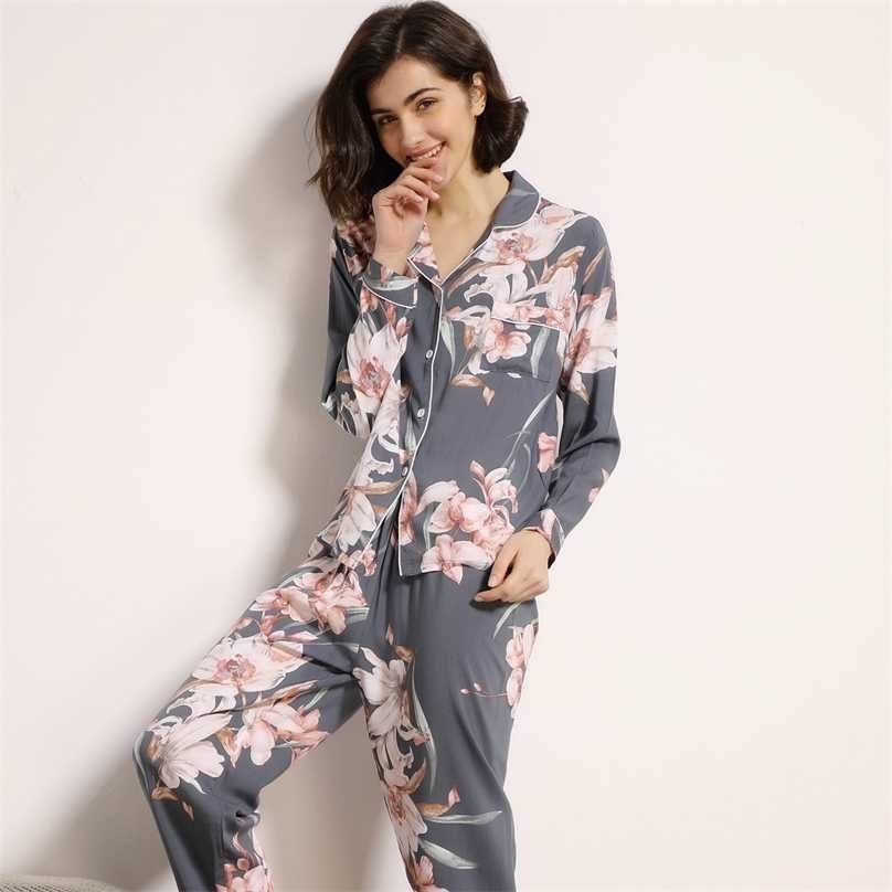

Cotton Long-sleeved Long Trousers Women Pajamas Set for Spring and Summer Autumn Comfortable Cardigan Tops Ladies 211109