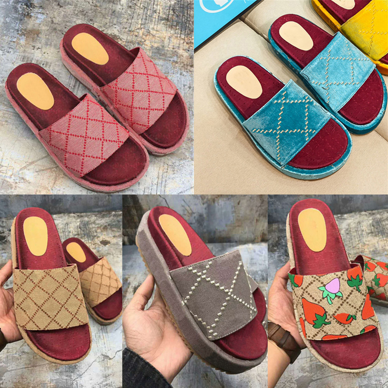 

Beach slippers fashion Thick bottom designer Women Shoes Cartoon Alphabet lady Womens platform slide sandal Leather Heels letter High heel Slides Large size 35-42, Hello