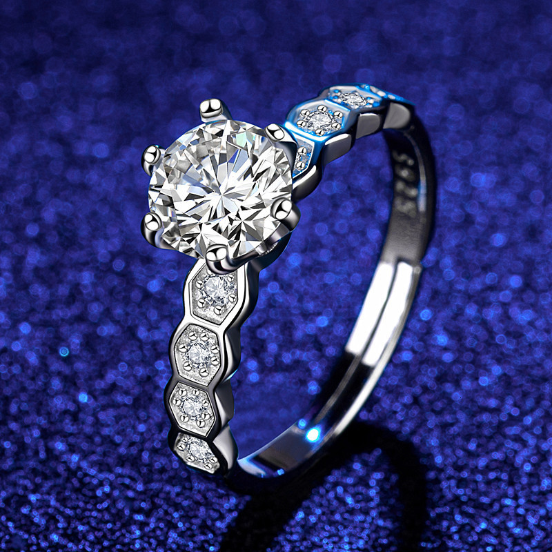 Diamond Honeycomb Diamond Ring with Hearts and Eight s