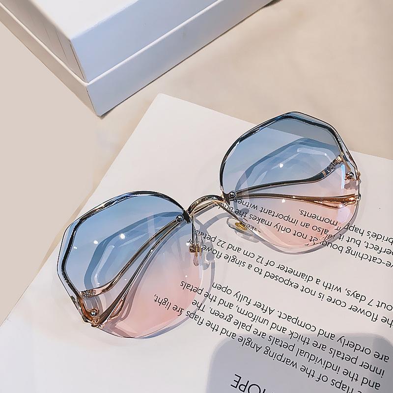 

Sunglasses Rimless Cut Edge Women 2021 Vintage Summer Sun Glasses Clear Ocean Lens Oversize Pochromic Eyewear Streetwear