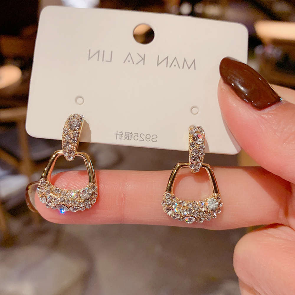 

earrings East Gate micro inlaid geometric women's simple and versatile net red personality fashion cool wind S925 silver needle Earrings, Golden