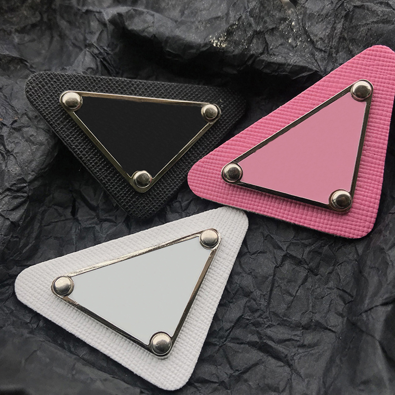 

3 Colors Triangle Badge Women Pins Fashion Clothes Hat Accessories Designer Letter Printed Brooches for Party