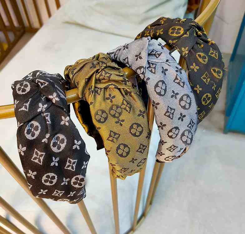 

Lots Fashion Designer Brand Letter print Wide Edge Knotted headbands Luxury Turban Headband Hair Hoop Headwear Accessories for Women Girls, Black;brown