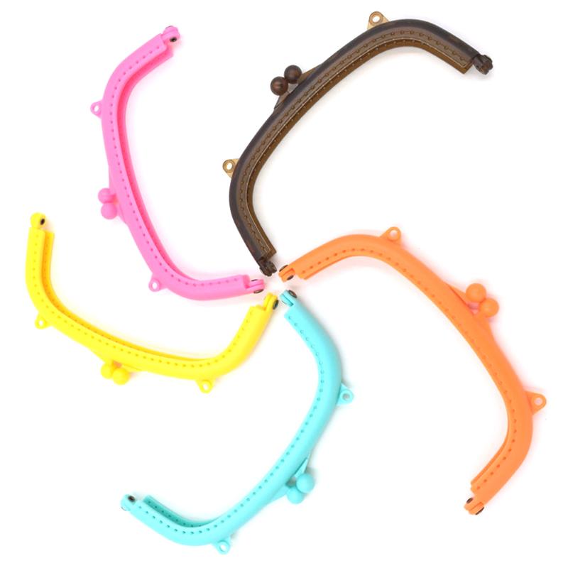 

Bag Parts & Accessories 10PCS Mixed Semicircle 16cm Plastic Purse Frames Clutch Buckles Kiss Clasps Handbag Handles Handmade Crafts Hardware