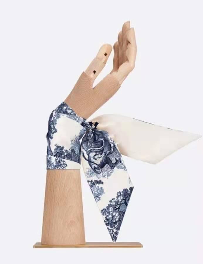 

2021 Arrival D4 Designer Silk Scarf Mitzah 100% Natural Fashion Headband Brands Women Silks Scraves Muffler Hair Bands 105*6cm Free Ship, Blue;gray